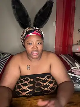 Chocolatebunnyxx96 online show from 02/25/26, 06:01