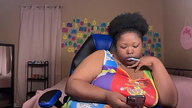 Chocolatebunnyxx96 online show from 07/12/26, 03:52