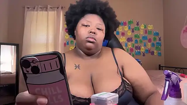 Chocolatebunnyxx96 online show from 07/13/26, 03:59