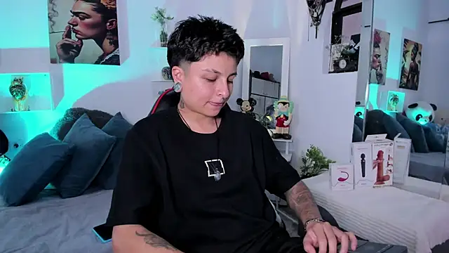 Zury Ramirez online show from 01/16/26, 08:24