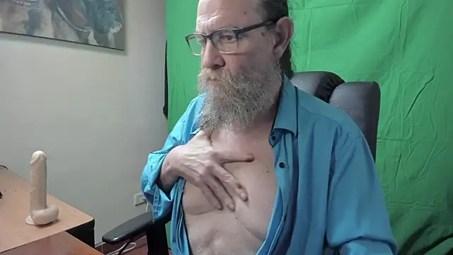 Uncle Hottie online show from 03/10/26, 05:18