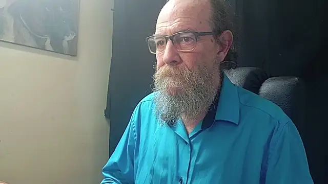 Uncle Hottie online show from 03/31/26, 03:45