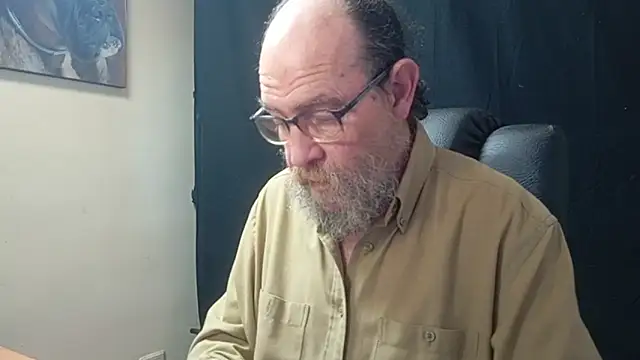 Uncle Hottie online show from 04/13/26, 05:18