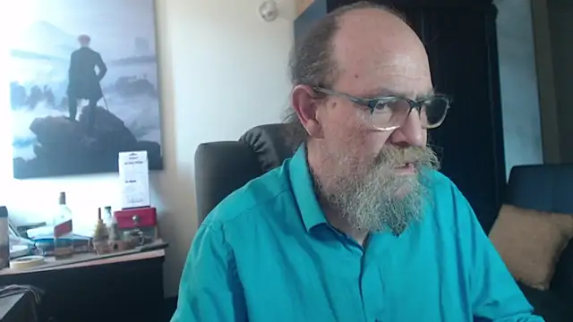 Uncle Hottie online show from 07/08/26, 03:38