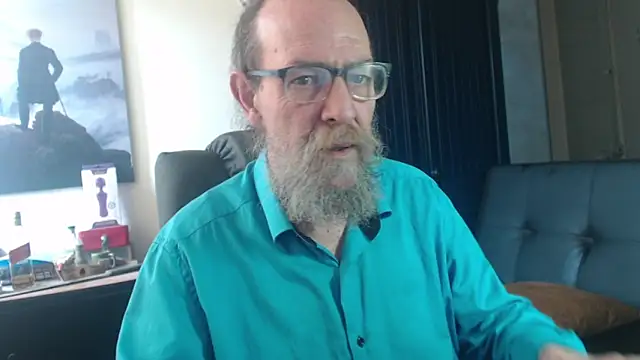 Uncle Hottie online show from 07/16/26, 04:24