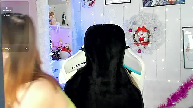 Layla Bloom online show from 01/10/26, 05:37