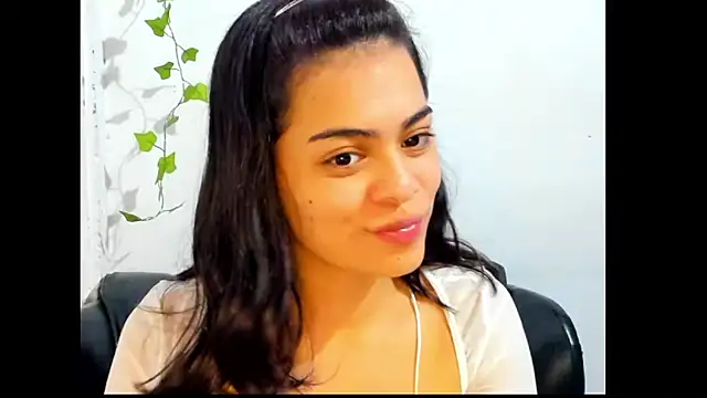 Antonella Gomez22 online show from 05/05/26, 01:35