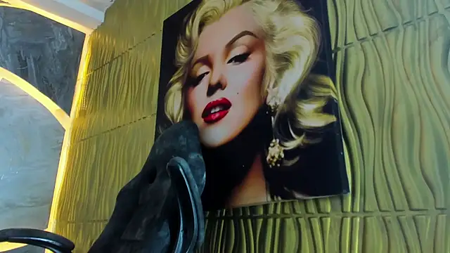 Snapshot of Lucas_hot_20 chatting on 01/06/26, 06:17 Lucas hot 20 online show from 01/06/26, 06:17