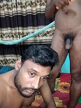 Snapshot of soft_couple778 chatting on 04/02/26, 04:15 soft couple778 online show from 04/02/26, 04:15