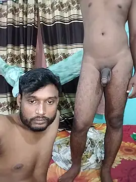 Snapshot of soft_couple778 chatting on 04/04/26, 05:10 soft couple778 online show from 04/04/26, 05:10