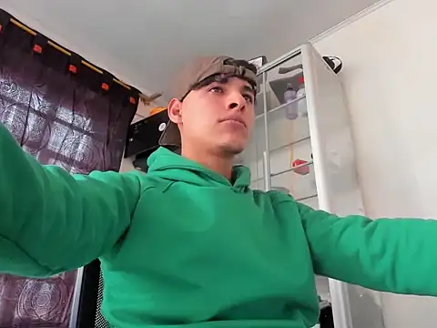 MaxStar26 online show from 01/08/26, 01:57