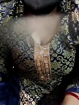 Snapshot of 01Roshani chatting on 02/08/26, 07:50 01Roshani online show from 02/08/26, 07:50