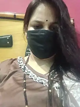 Snapshot of 01Roshani chatting on 06/16/26, 09:56 01Roshani online show from 06/16/26, 09:56