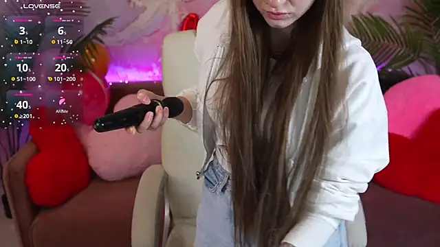 AlexaFleur online show from 02/17/26, 07:38