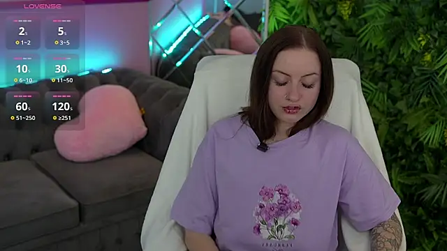 Snapshot of AlexaFleur chatting on 06/15/26, 01:13 AlexaFleur online show from 06/15/26, 01:13