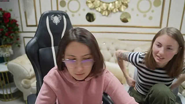 Snapshot of Zoe_Kiss chatting on 01/09/26, 11:46 Zoe Kiss online show from 01/09/26, 11:46