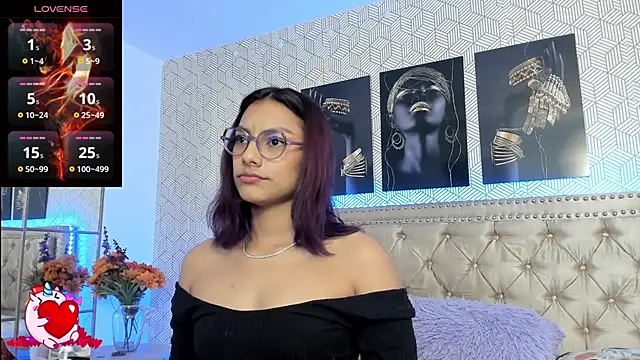 MeganRosseX online show from 02/02/26, 09:13