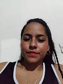 Snapshot of Maliha_21 chatting on 07/04/26, 10:05 Maliha 21 online show from 07/04/26, 10:05