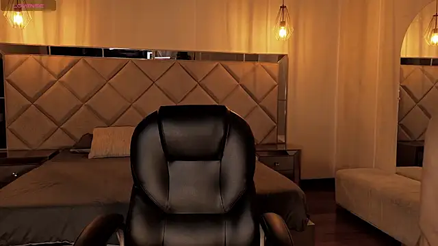 KayraLanne online show from 05/29/26, 04:32