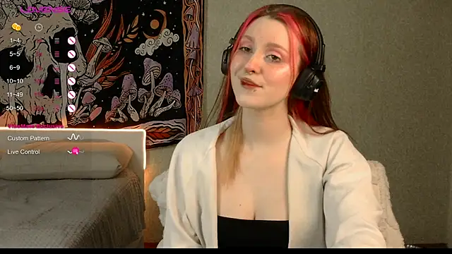 Mine Doll online show from 05/25/26, 02:17