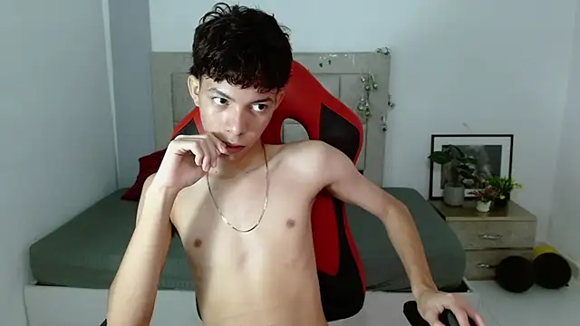 Snapshot of Nico__fox123 chatting on 01/09/26, 05:37 Nico fox123 online show from 01/09/26, 05:37