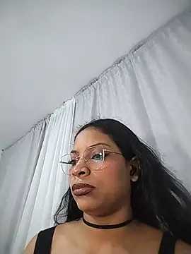 KATALINA SANTANA  online show from 07/12/26, 02:02