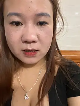 Snapshot of Liness101 chatting on 02/23/26, 01:58 Liness101 online show from 02/23/26, 01:58