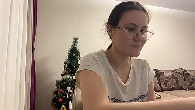 Snapshot of LanaLive chatting on 01/15/26, 12:10 LanaLive online show from 01/15/26, 12:10