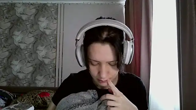 LxayBloom online show from 02/21/26, 09:10