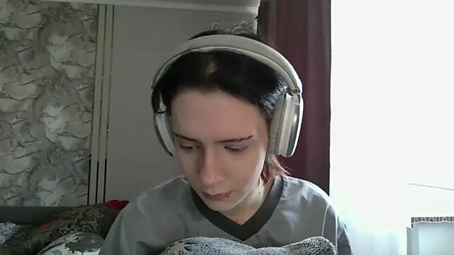 LxayBloom online show from 02/27/26, 06:24