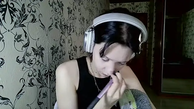 LxayBloom online show from 03/25/26, 07:03