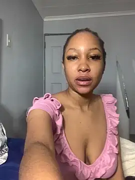 Snapshot of Creamy_bitchxxx chatting on 05/26/26, 08:16 Creamy bitchxxx online show from 05/26/26, 08:16