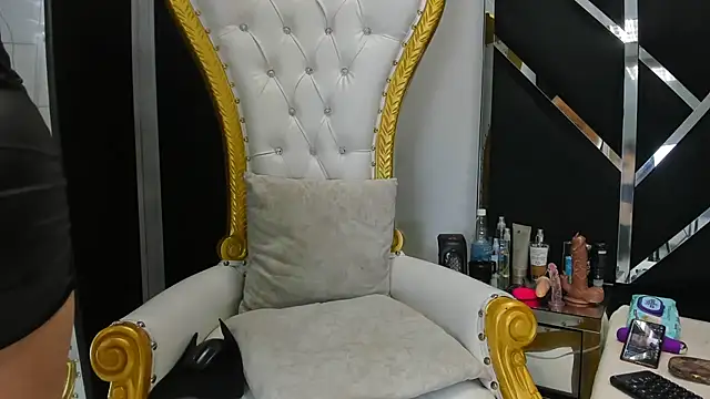 LauraScarlet online show from 03/09/26, 04:05