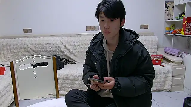 Snapshot of your-cake chatting on 02/05/26, 11:48 your-cake online show from 02/05/26, 11:48