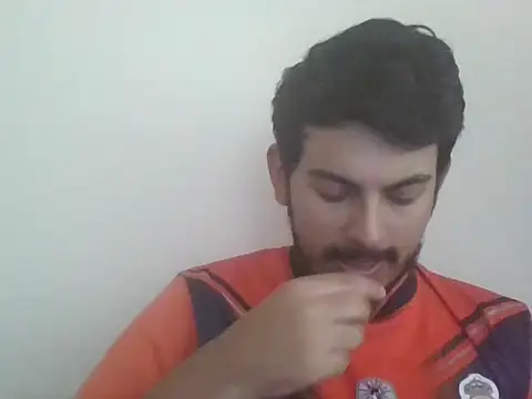 Snapshot of Mateotubbe chatting on 05/20/26, 02:34 Mateotubbe online show from 05/20/26, 02:34