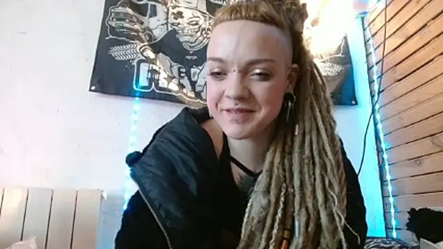 spiralhokkaido23 online show from 02/16/26, 10:33