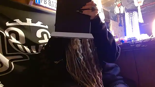 spiralhokkaido23 online show from 03/23/26, 08:29