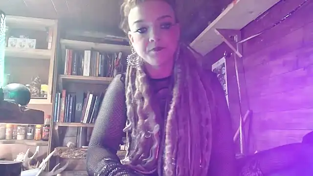 spiralhokkaido23 online show from 04/05/26, 02:14