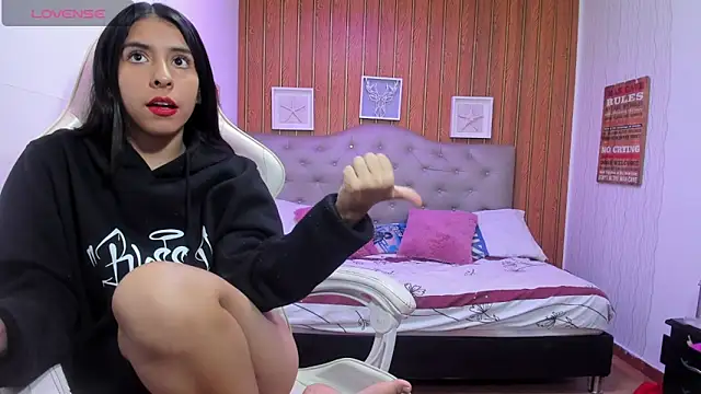 Snapshot of chiquita_lover_ chatting on 02/02/26, 07:23 chiquita lover online show from 02/02/26, 07:23