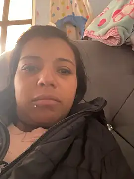 cinthia2011 online show from 01/14/26, 05:51