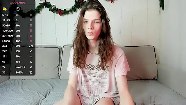 Snapshot of iceseeker2 chatting on 02/10/26, 07:23 iceseeker2 online show from 02/10/26, 07:23