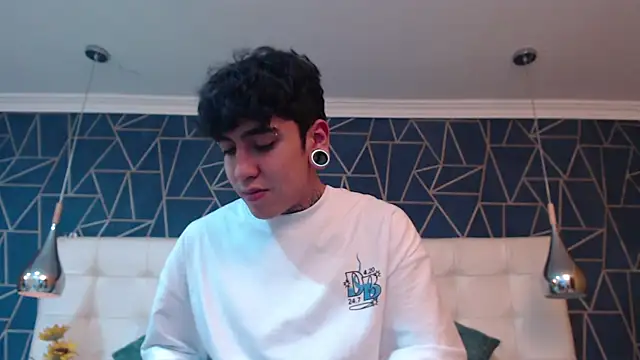 MarkOlsenn online show from 01/08/26, 03:03