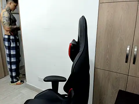 Chrissblack online show from 02/20/26, 01:57