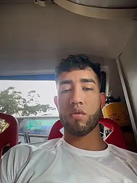liam bronw online show from 04/30/26, 04:57
