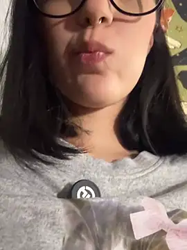 HinaSweet online show from 02/02/26, 11:58