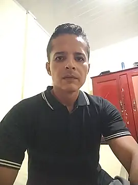 Snapshot of Gracho_25 chatting on 06/08/26, 11:38 Gracho 25 online show from 06/08/26, 11:38