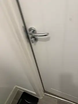 Snapshot of slutwifebbw chatting on 04/06/26, 04:21 slutwifebbw online show from 04/06/26, 04:21