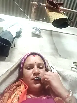 Hot hiuj online show from 02/02/26, 06:50