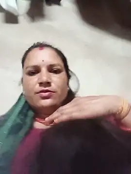Hot hiuj online show from 05/17/26, 05:09