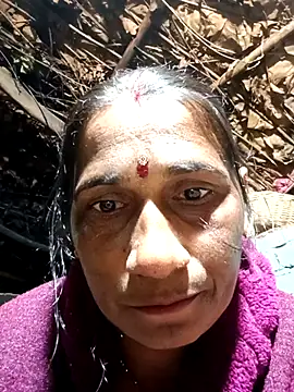 Snapshot of Hot_bhi38 chatting on 01/15/26, 08:34 Hot bhi38 online show from 01/15/26, 08:34